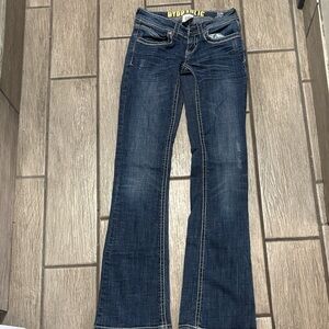 listing-status-banner